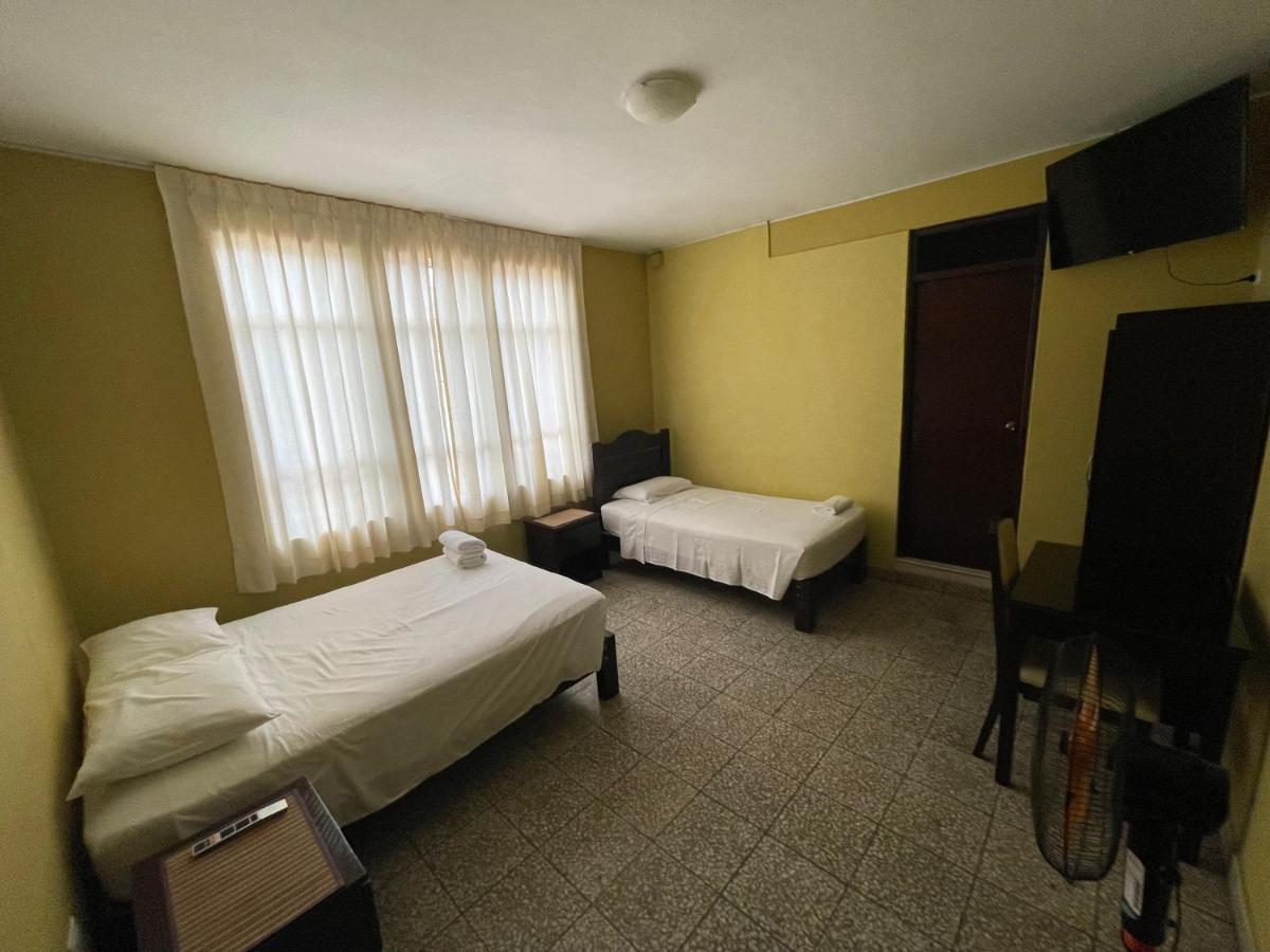 Hotel Calmelia Piura Zewnętrze zdjęcie